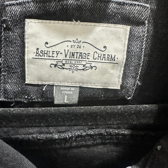 Elegant Black Rhinestones Jean Jacket - Picture 7 of 9